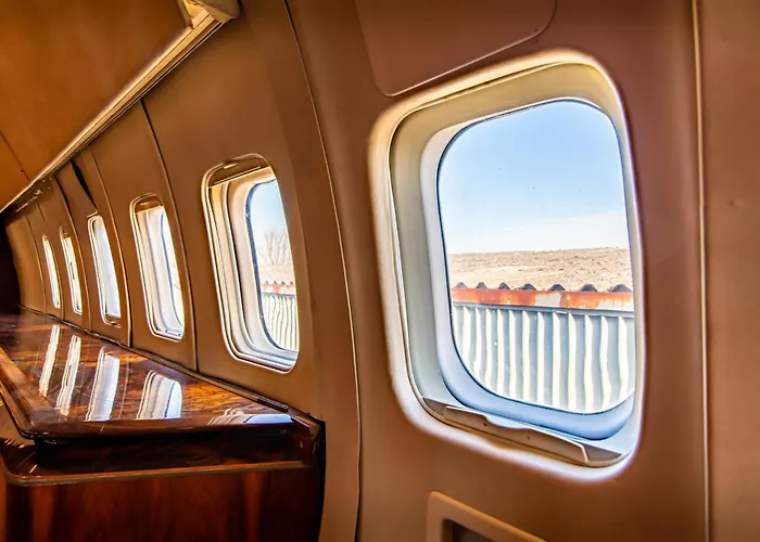 Boeing 727 Airliner Private Jet * Bristol