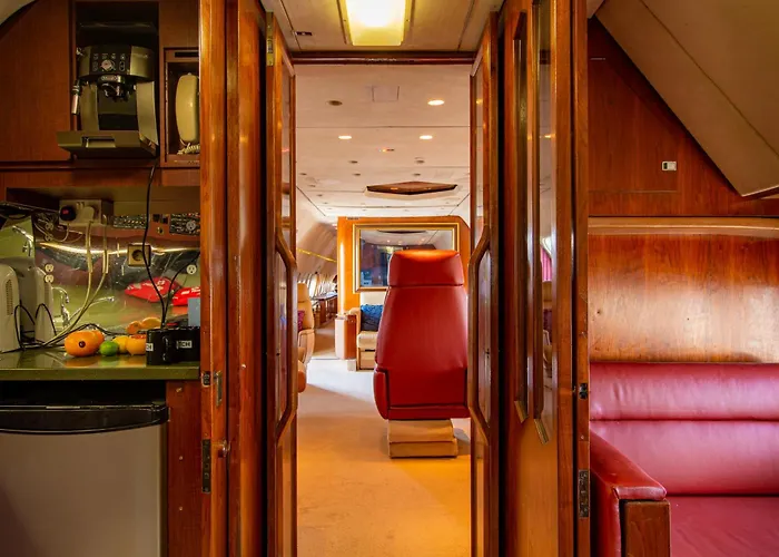 Boeing 727 Airliner Private Jet Бристоль