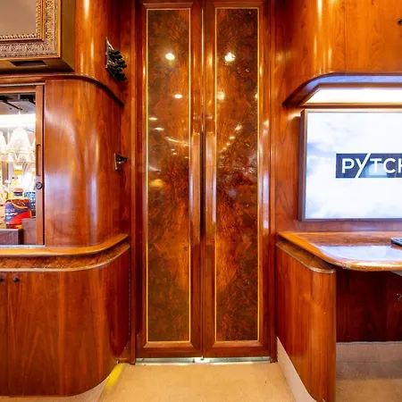 Boeing 727 Airliner Private Jet * Bristol