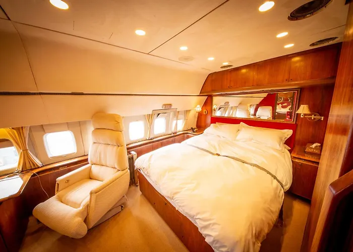Hotel en barco Boeing 727 Airliner Private Jet *